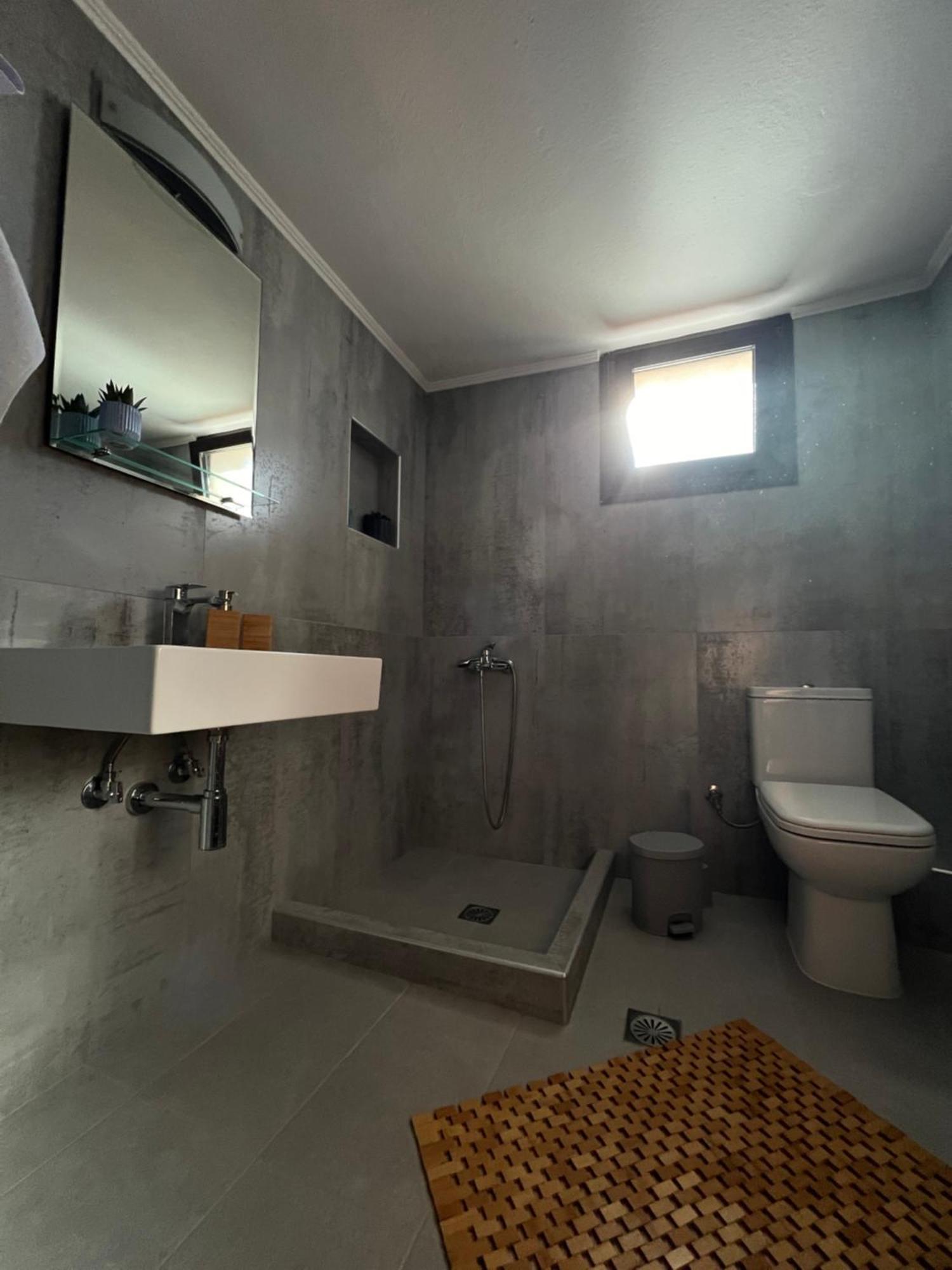 Maria Rooms To Let オウランオウポリ エクステリア 写真