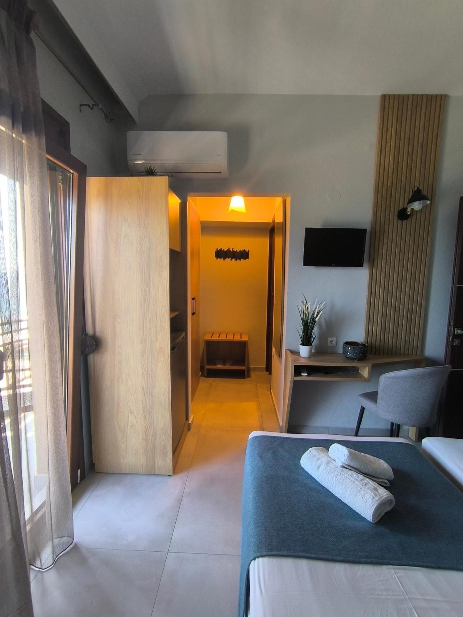 Maria Rooms To Let オウランオウポリ エクステリア 写真